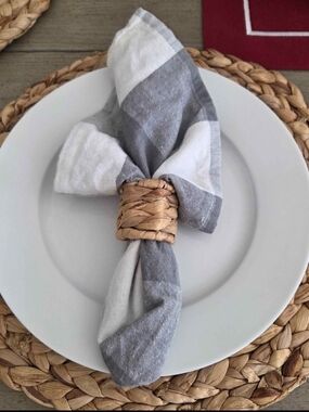 (10) Cloth, Gray and White Check Napkins- Home Dining